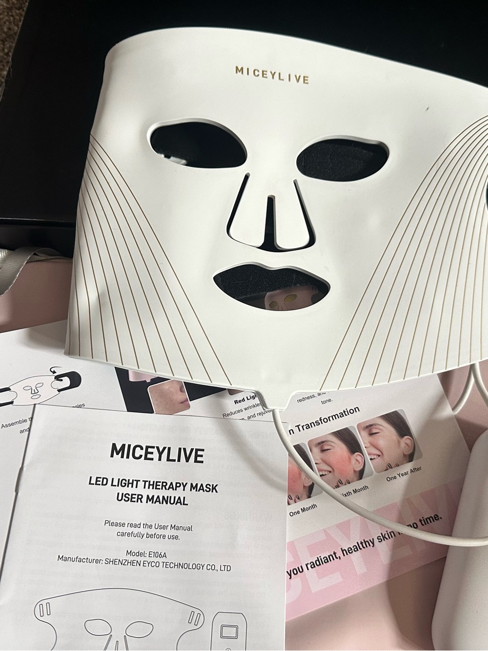 MICEYLIVE  Face Mask New in Box